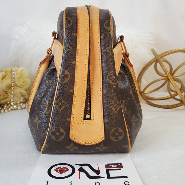 Buy Louis Vuitton Mizi Handbag Monogram Canvas Brown 945601